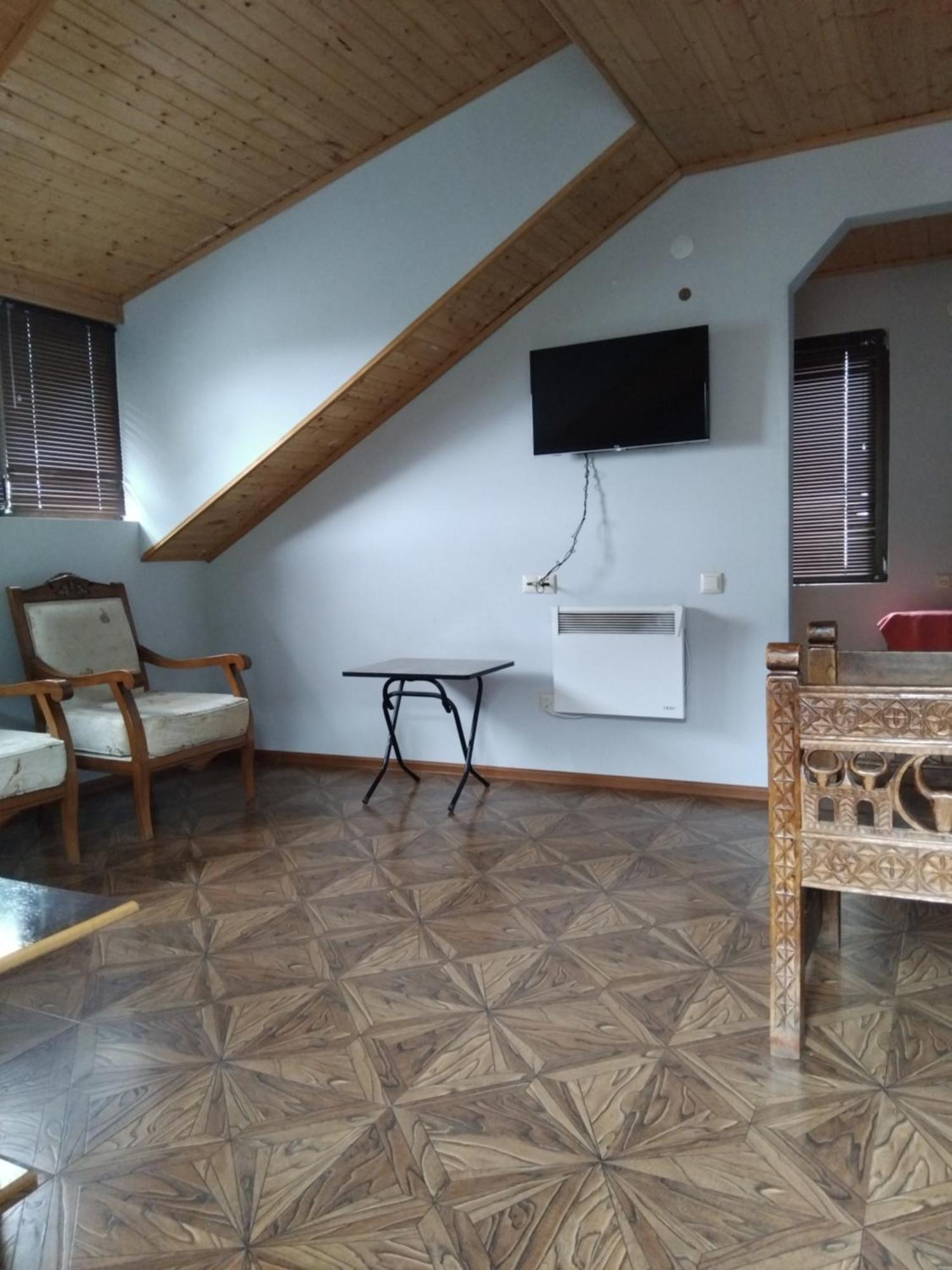 New Seti Guest House Μέστια Εξωτερικό φωτογραφία