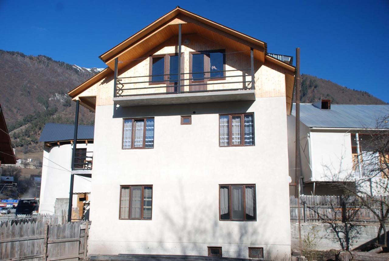 New Seti Guest House Μέστια Εξωτερικό φωτογραφία